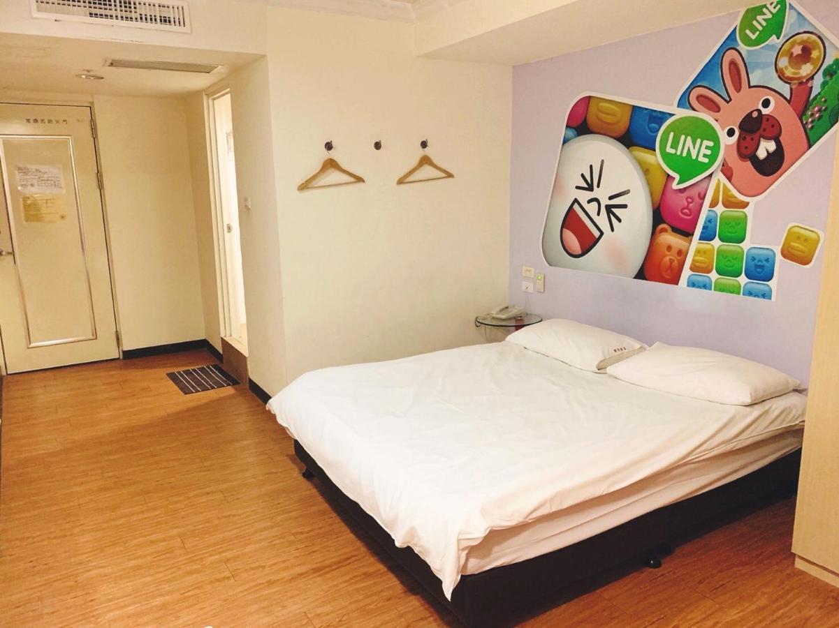 Easyinn Hotel & Hostel Tainan Extérieur photo