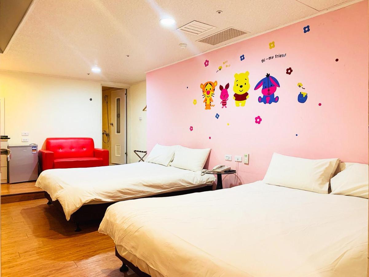 Easyinn Hotel & Hostel Tainan Extérieur photo